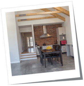 MH Polariod Massey Ave